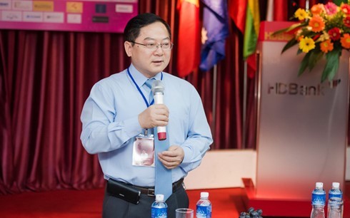 Ban tổ chức Hoa hậu chưa thể xử lý việc Kỳ Duyên hút thuốc ảnh 1