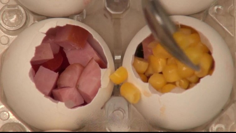 Cách làm món thịt đông trong vỏ trứng gà cực bắt mắt đón tết ảnh 10