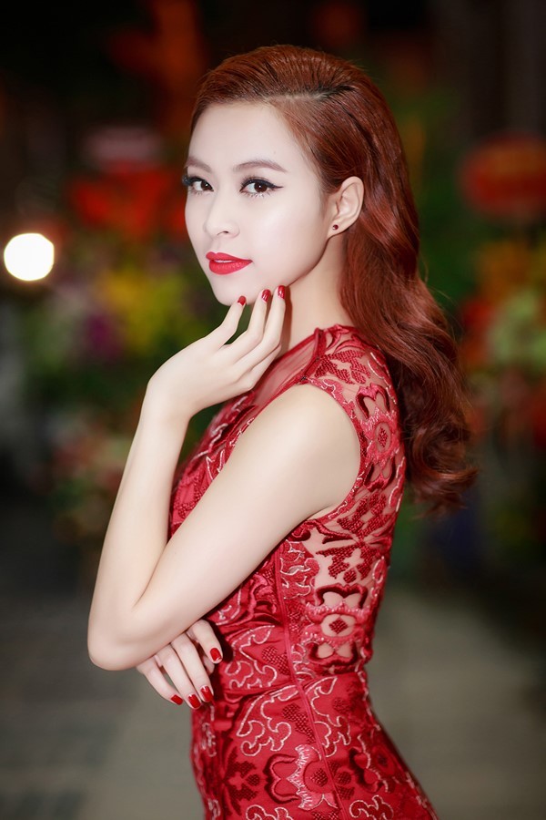 Hoàng Thuỳ Linh: 'Tôi đã có dự tính riêng về đám cưới' ảnh 1