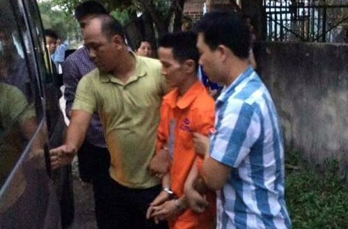  Nghi can giết cô gái có hình xăm hoa hồng để cướp tài sản ảnh 1