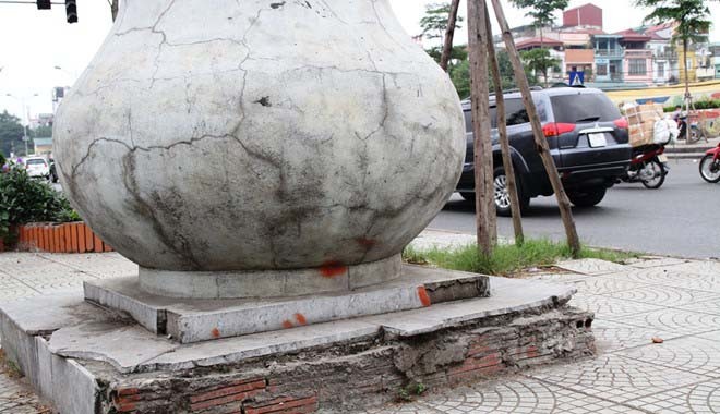 Cột đồng hồ kỷ niệm 1.000 năm Thăng Long ngừng hoạt động ảnh 2