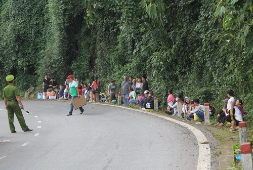 Xe giường nằm 'dìu' xe khách mất thắng đèo Bảo Lộc: 'Chúng tôi cố tránh thảm họa' ảnh 1