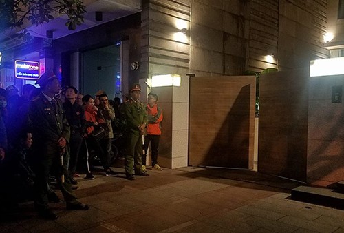 Công an khám xét nhà đại gia Vũ 'Nhôm' ảnh 2