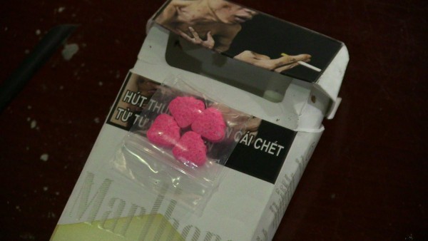 Phát hiện hàng trăm dân chơi đang ‘phê’ ma túy trong quán bar nổi tiếng ảnh 1