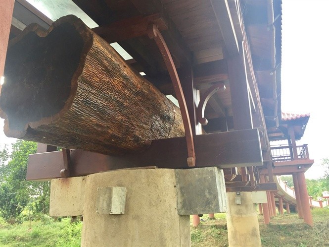 Trao kỷ lục cho cây cầu gỗ lợp ngói dài nhất Việt Nam ảnh 2