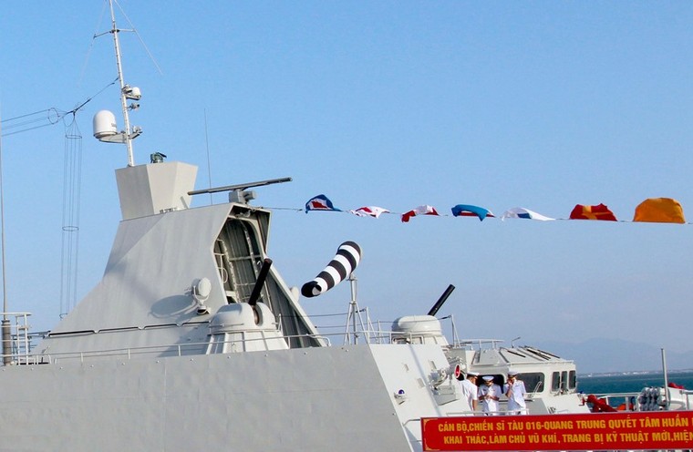  Thượng cờ cặp chiến hạm Gepard Trần Hưng Đạo, Quang Trung ảnh 4