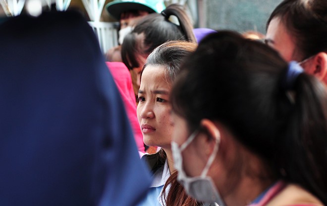 Không được trả lương Tết, nghìn công nhân bao vây công ty ảnh 1