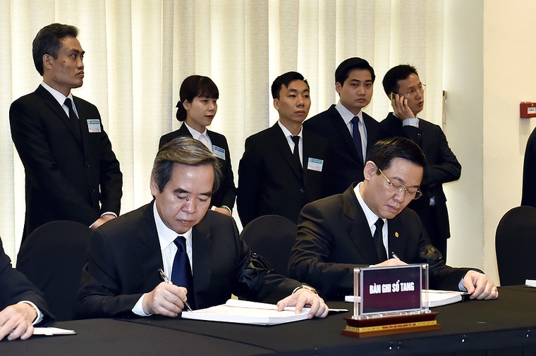 Vĩnh biệt một con người vì nước, vì dân ảnh 2