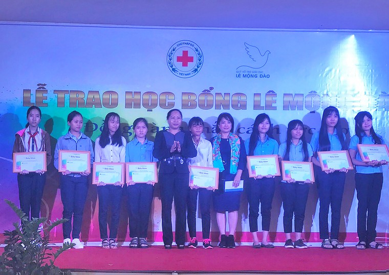 Quỹ Lê Mộng Đào tiếp tục đồng hành cùng các SV-HS tại 5 tỉnh thành ảnh 3