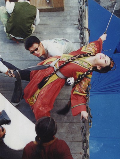 Hậu trường bay nhảy, cưỡi ngựa trong phim cổ trang Hoa ngữ ảnh 3