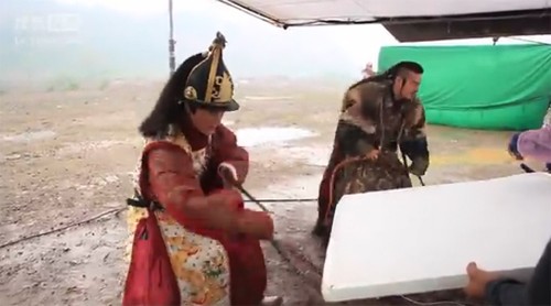 Hậu trường bay nhảy, cưỡi ngựa trong phim cổ trang Hoa ngữ ảnh 9