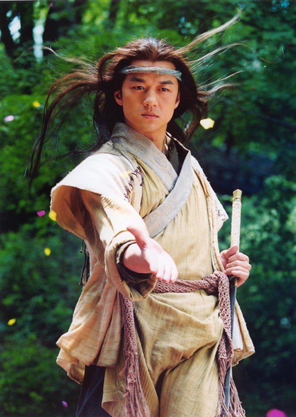 7 tài tử là nam chính kinh điển của phim kiếm hiệp Kim Dung ảnh 8