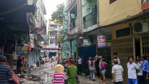 Hiện trường 6 người tử vong trong vụ cháy nhà ảnh 1