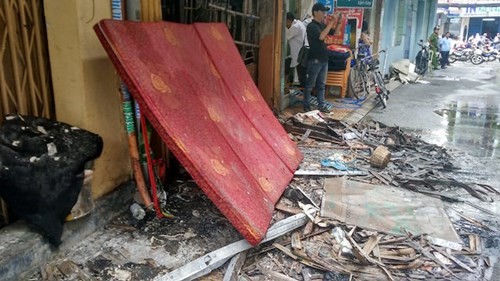 Hiện trường 6 người tử vong trong vụ cháy nhà ảnh 4