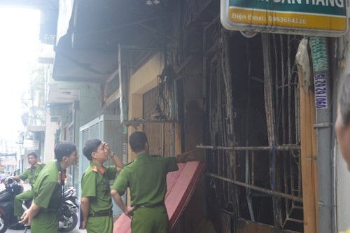 Hiện trường 6 người tử vong trong vụ cháy nhà ảnh 6