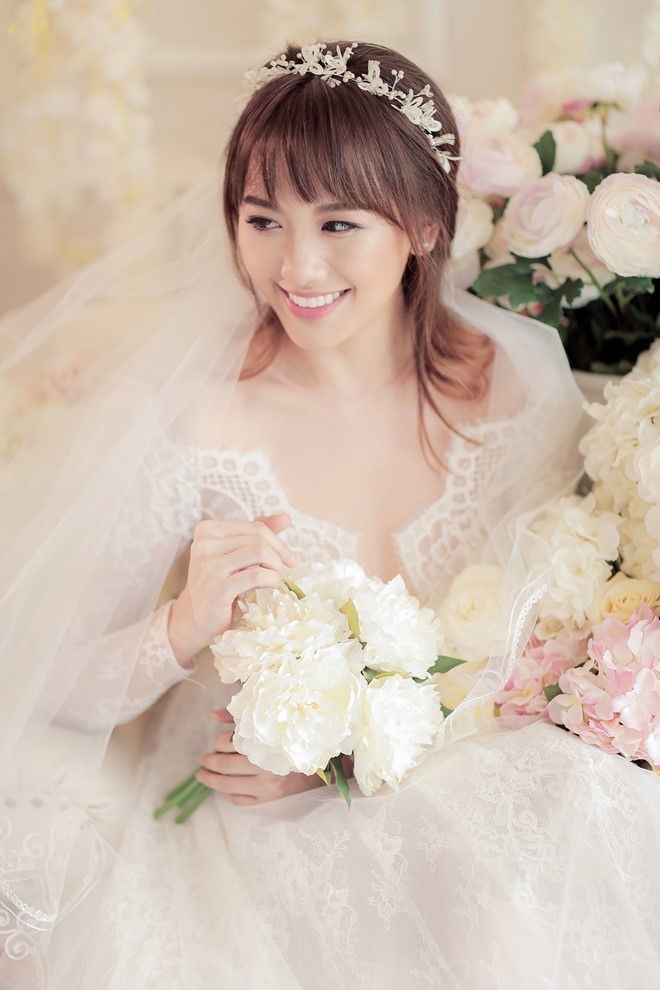 Hari Won - Trấn Thành tinh nghịch trong ảnh cưới ảnh 1