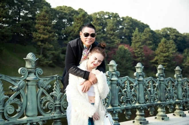 Hoàng Kiều: Ngọc Trinh sinh 2 con, quản 20% tài sản cho tôi ảnh 1