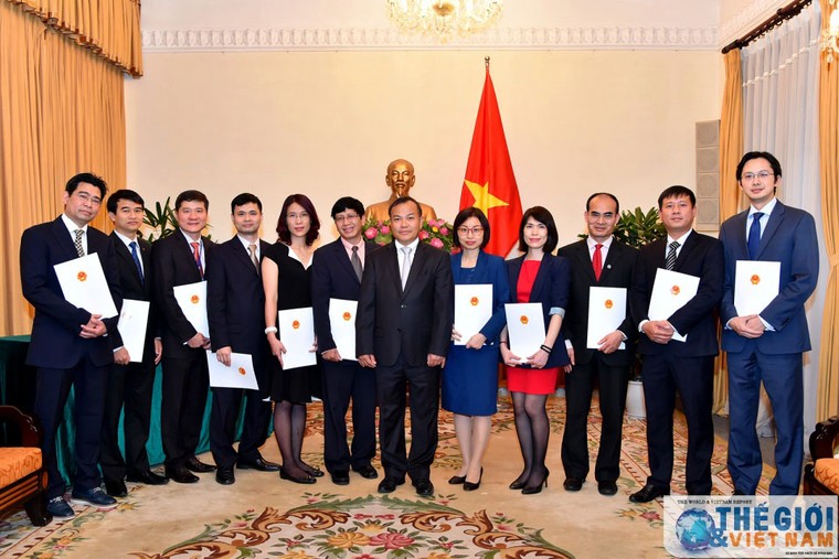 Chủ tịch nước, Thủ tướng bổ nhiệm nhân sự một số cơ quan ảnh 1