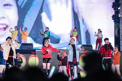 Đại Hỷ Xuân 2017 – Đêm bùng nổ của mọi giác quan ảnh 2