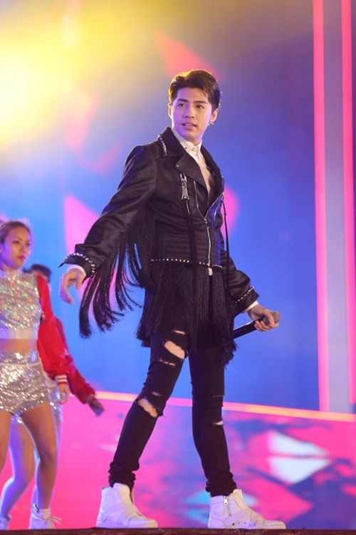 Đại Hỷ Xuân 2017 – Đêm bùng nổ của mọi giác quan ảnh 5