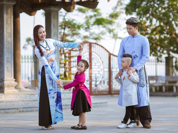 NSƯT Đàm Hàn Giang và ca sỹ Hà Thúy Anh gây sốt với bộ ảnh xuân ảnh 4