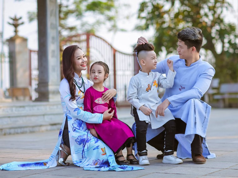 NSƯT Đàm Hàn Giang và ca sỹ Hà Thúy Anh gây sốt với bộ ảnh xuân ảnh 6