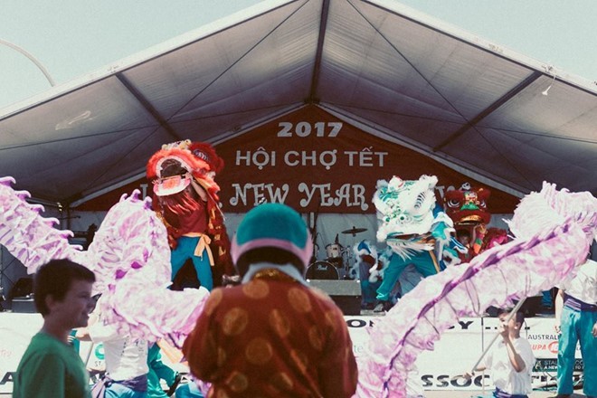 Du học sinh nhớ 'cảm giác Tết' chỉ Việt Nam mới có ảnh 1