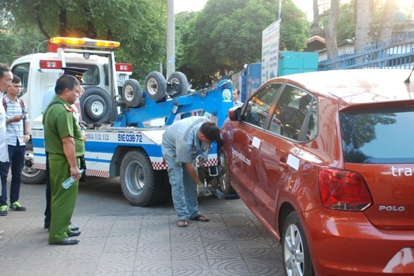 TP.HCM quyết đòi lại vỉa hè cho người đi bộ ảnh 1