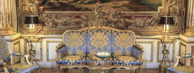 Cung điện 365 phòng phục vụ tổng thống Pháp ảnh 10