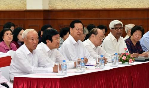Tổng Bí thư gặp mặt cán bộ lãnh đạo cấp cao đã nghỉ hưu ảnh 1