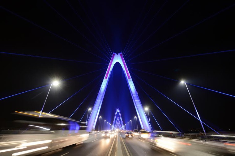 Những công trình chiếu sáng đẳng cấp làm đẹp thêm Hà Nội ảnh 1