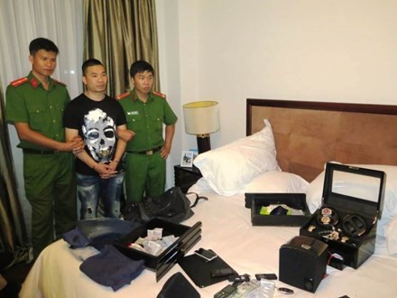 Công an TPHCM 'xóa sổ' xưởng thuốc lắc lớn nhất nước thế nào? ảnh 2