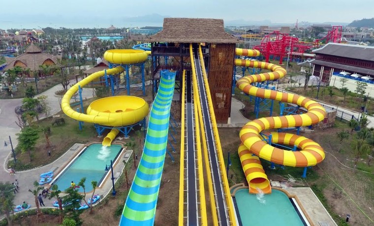 Giải cơn khát giữa hè với Typhoon Water Park Hạ Long ảnh 7