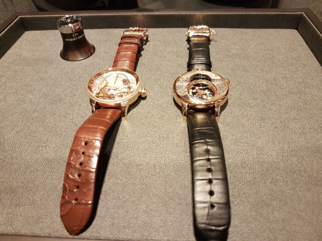 Hai chiếc đồng hồ tổ chim trị giá 24 tỷ đồng tại Hà Nội ảnh 1