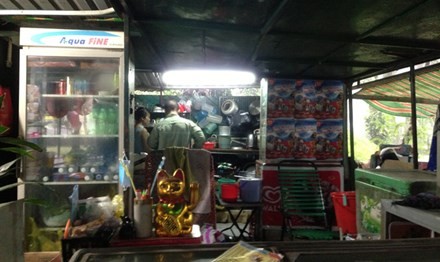 Bóp nghẹt lá phổi xanh thành phố: Ai đang xẻ thịt công viên ảnh 1