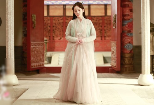 Lưu Diệc Phi được chọn là 'đệ nhất mỹ nhân cổ trang' ảnh 4