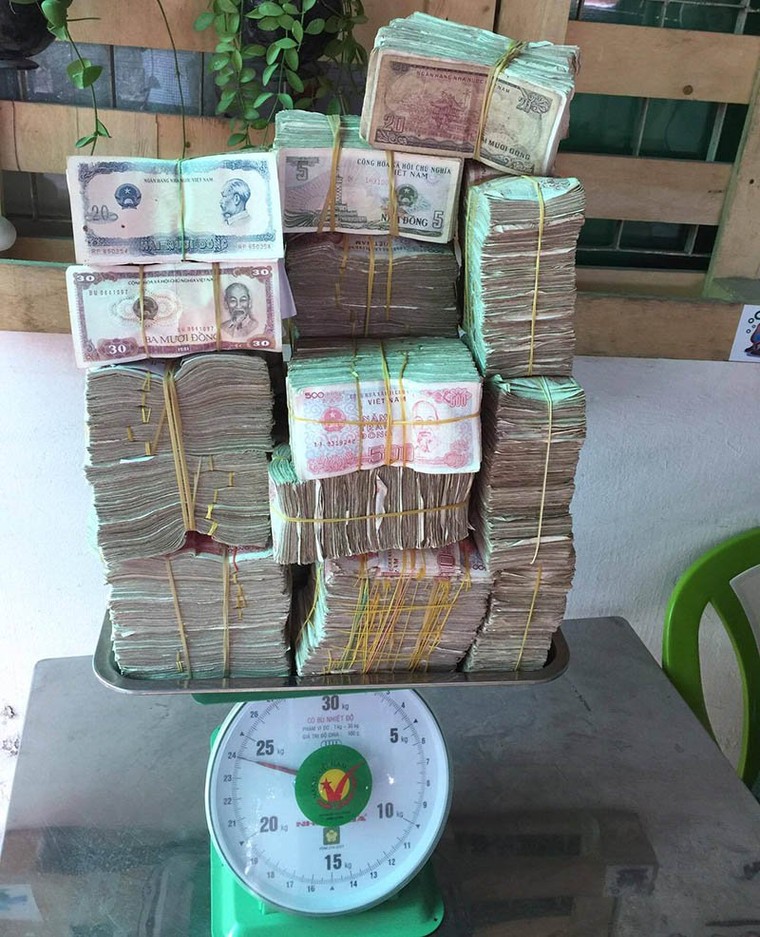 Tài xế dùng tiền lẻ mua vé qua trạm BOT Cai Lậy có vi phạm? ảnh 1