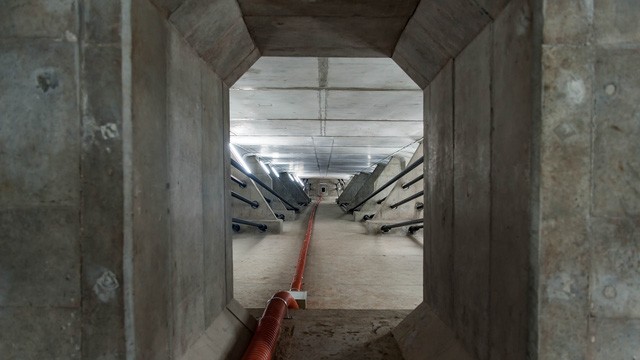 Hé lộ “đường hầm” đặc biệt tại cầu vượt biển dài nhất Việt Nam ảnh 4