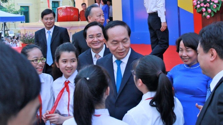 Chủ tịch nước Trần Đại Quang dự lễ khai giảng ở Trường Trưng Vương ảnh 4