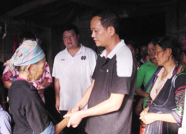 Sa Pa: Huy động 200 người tìm kiếm nạn nhân bị lũ cuốn ảnh 1