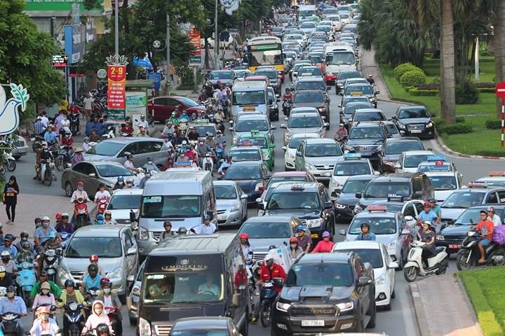 14 người chết vì TNGT trong ngày đầu kỳ nghỉ lễ ảnh 2