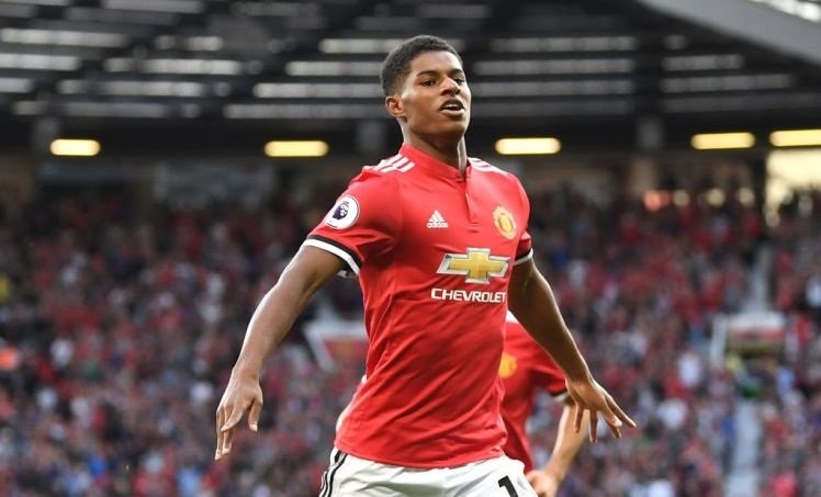 Kết quả lượt trận đầu tiên vòng bảng UEFA Champions League ảnh 1