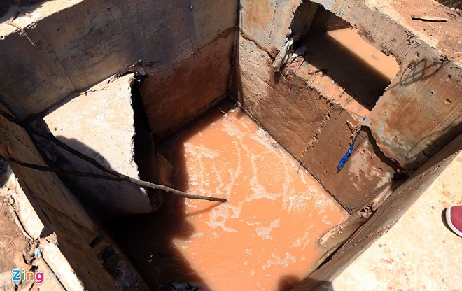 Thi thể bé trai rơi xuống cống bị trôi ra sông Đồng Nai ảnh 2