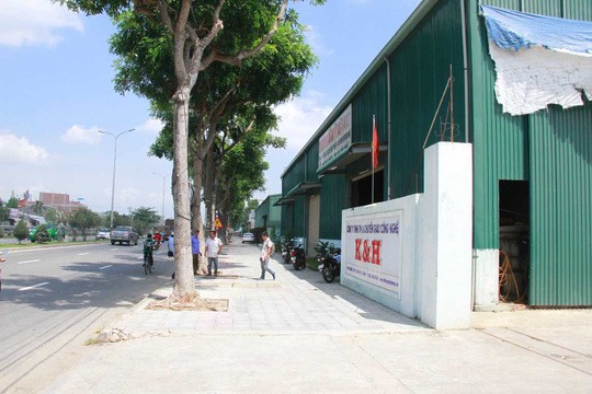 Bị thu hồi đất thuê ở sân bay Đà Nẵng, chủ doanh nghiệp bật khóc ảnh 1