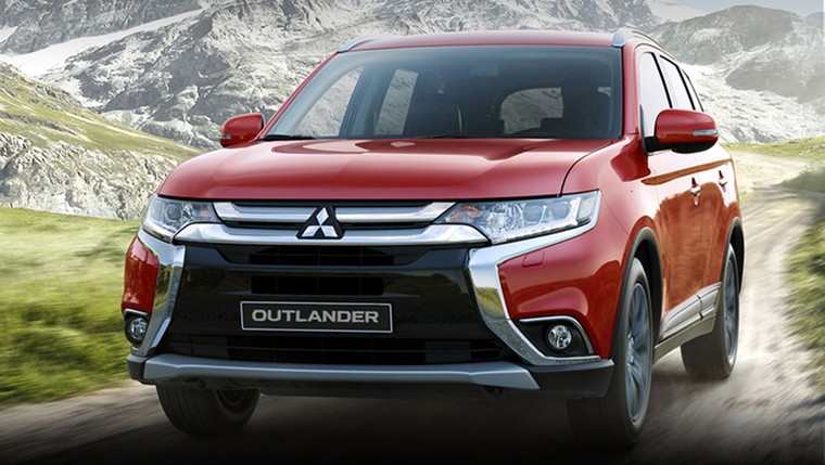 Suzuki và Mitsubishi đồng loạt giảm giá, Toyota trình làng mẫu Fortuner mới ảnh 2
