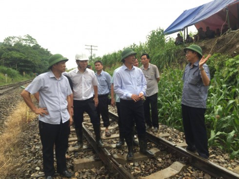 Ngành Đường sắt khắc phục sự cố vùi lấp tàu tại Yên bái ảnh 2