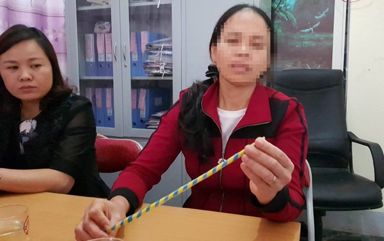 Nghệ An: Cô giáo mầm non bị tố đánh gãy ngón tay bé trai ảnh 2