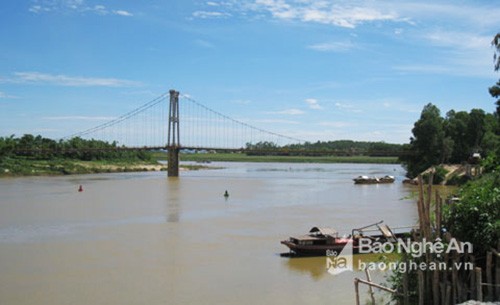 Nghệ An: 2 nữ sinh để lại thư tuyệt mệnh rồi dắt tay nhau tự vẫn ảnh 1