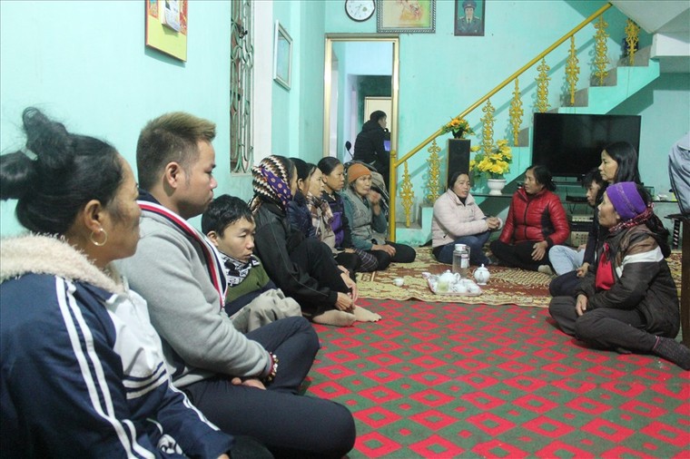 Người mẹ đỏ mắt ngóng chờ thi thể con từ Đài Loan ảnh 2