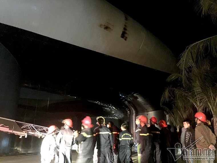 Quảng Ninh: Huy động hơn 100 người dập hỏa hoạn tại Cung hội chợ triển lãm ảnh 2
